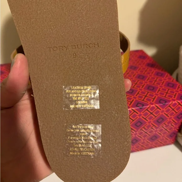 Tory Burch Miller Cloud Shearling Sandal-Sz 9 - Picture 12 of 12